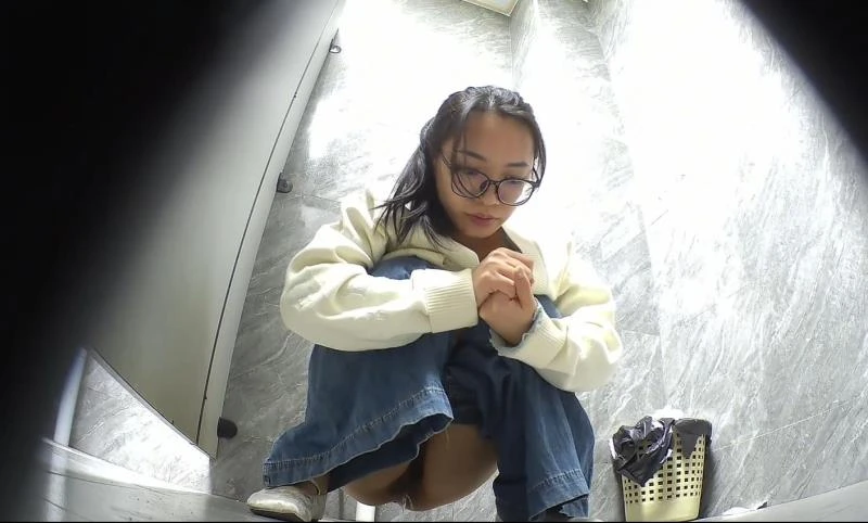 BFJP-202 Toilet Only For Beautiful Women 美女専用トイレ (2026 | FullHD)